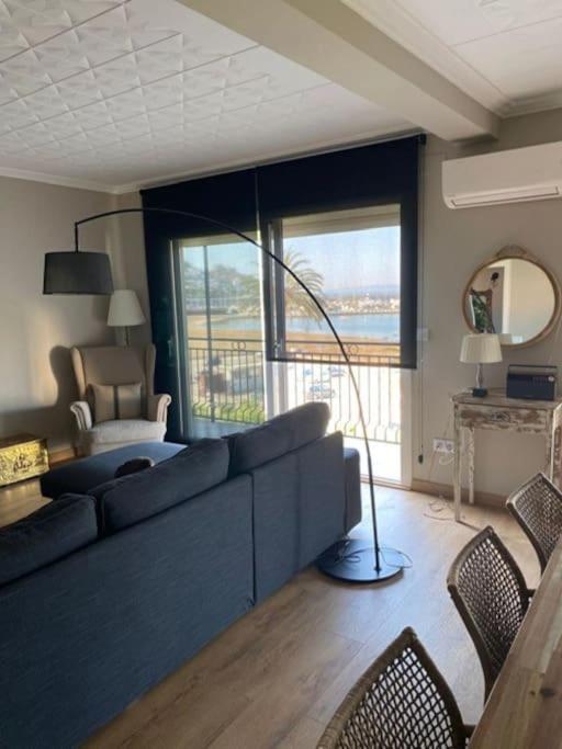 Primera Linea De Mar Y Playa Росес Екстериор снимка